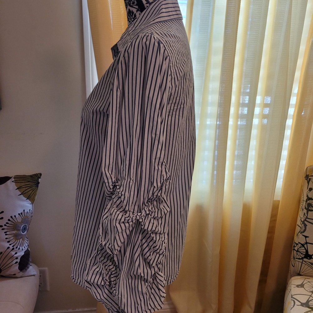 Max Studio Button Down Ruffle Sleeves - image 3